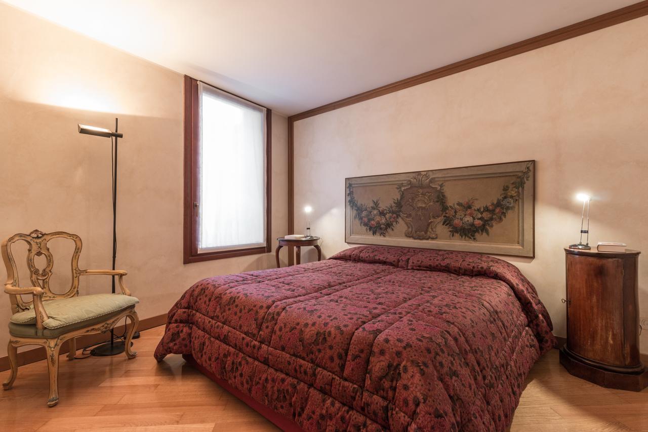 La Fenice Double Canal View 威尼斯 外观 照片