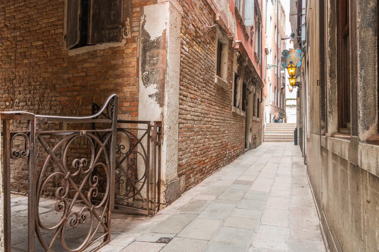 La Fenice Double Canal View 威尼斯 外观 照片