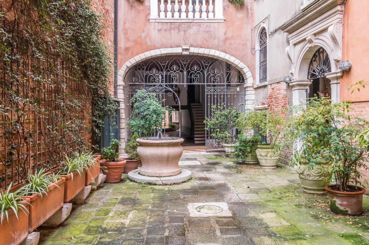 La Fenice Double Canal View 威尼斯 外观 照片