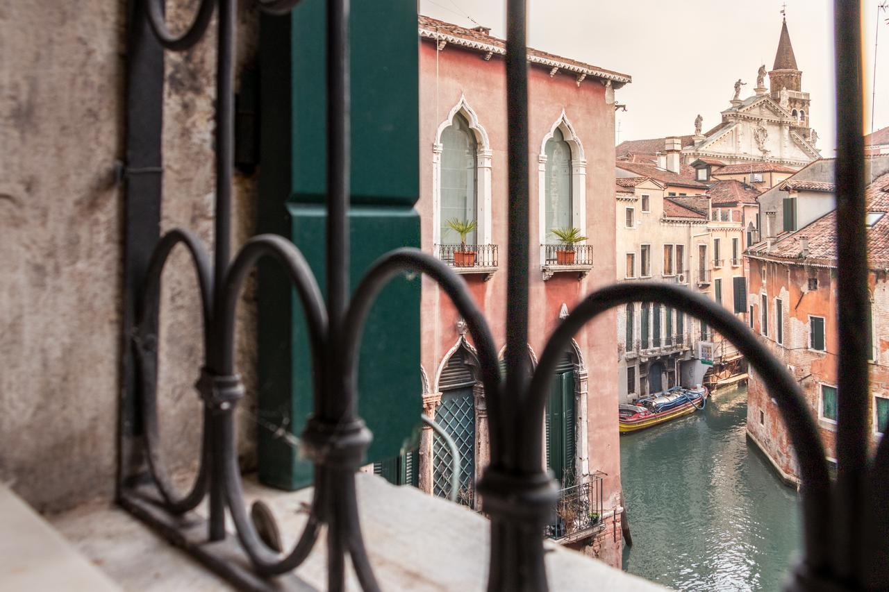 La Fenice Double Canal View 威尼斯 外观 照片